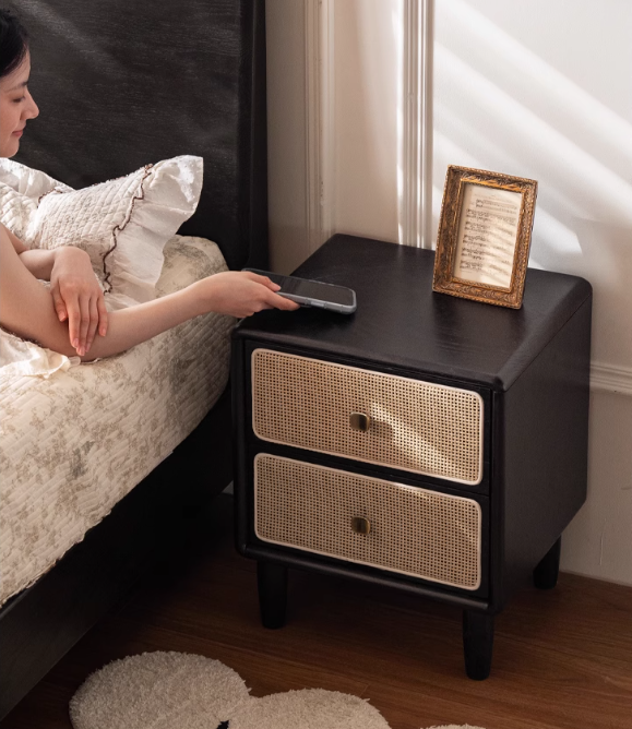 Oak Solid Wood Vintage Black Nightstand