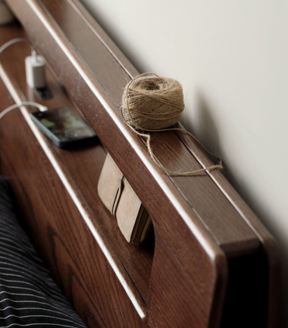 Oak solid wood bed with light walnut-color-USA