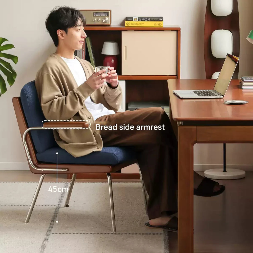 Solid Rubberwood Bauhaus Style Leisure Chair