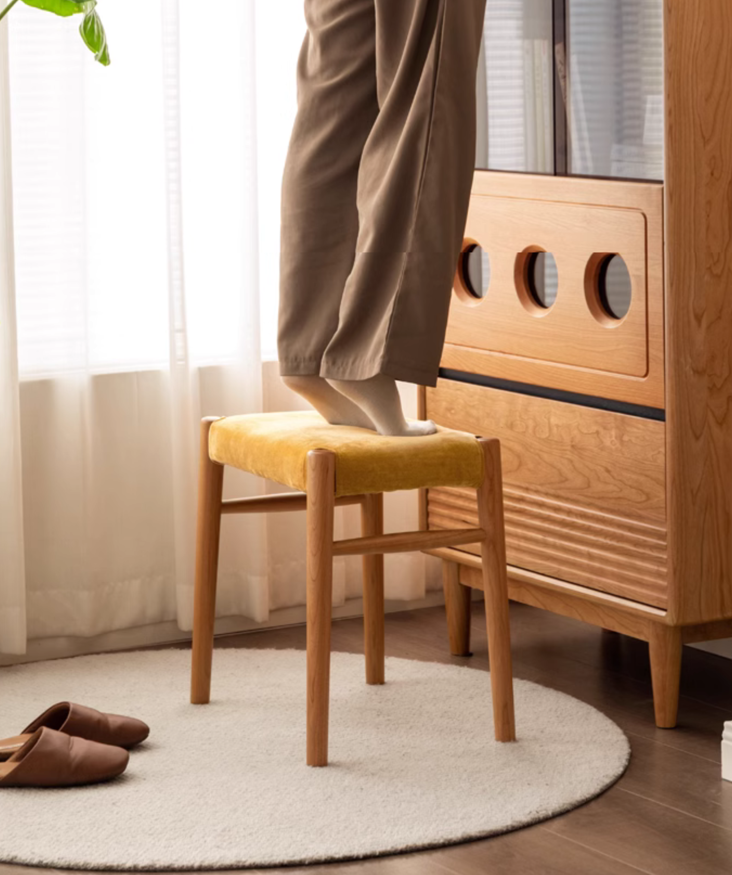 Cherry, Oak Solid Wood Retro Makeup Stool