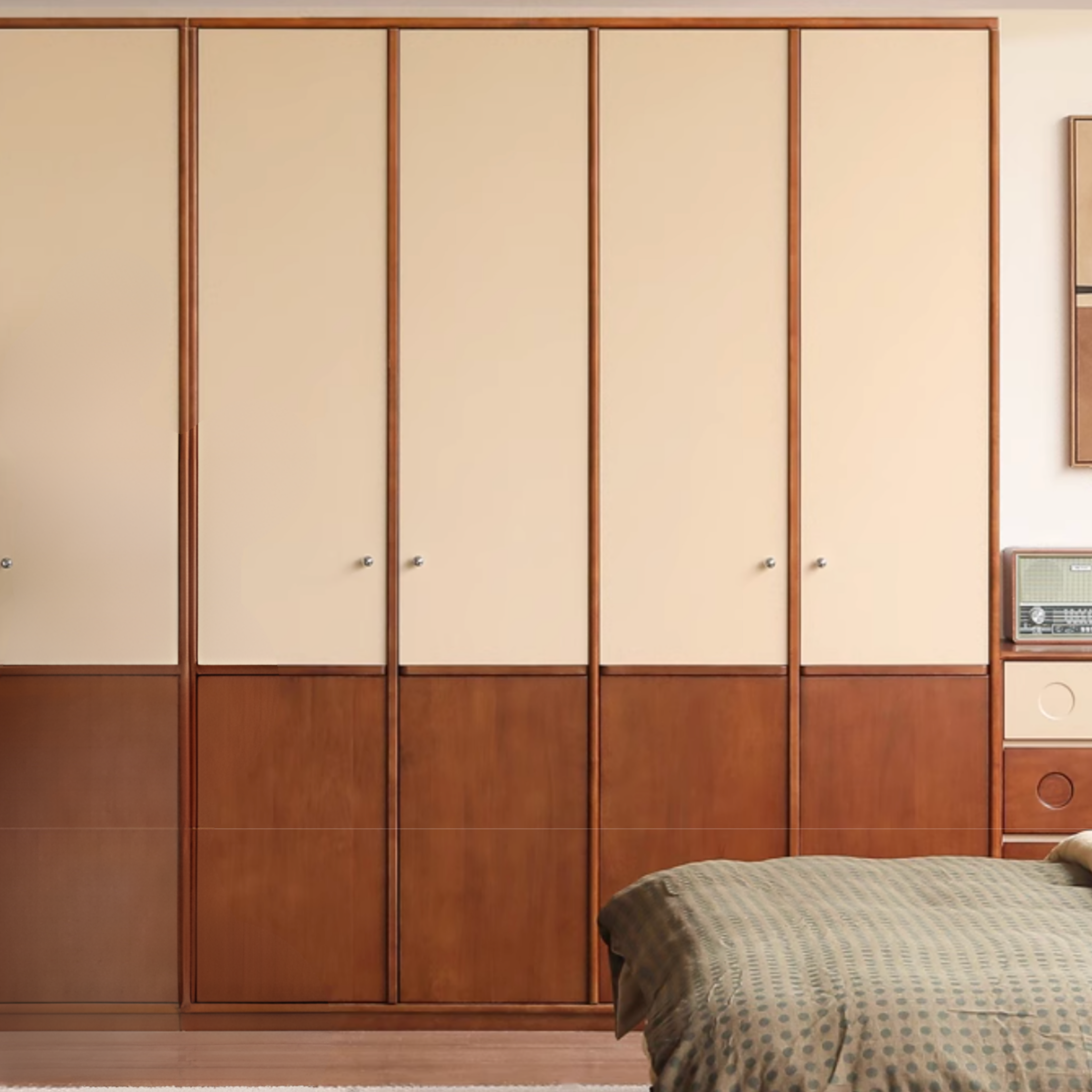 Oak Solid Wood Antique Style Wardrobe.