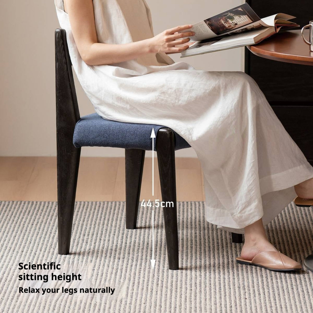 pcs 4 set Poplar Solid Wood Medieval Style Dining Chair