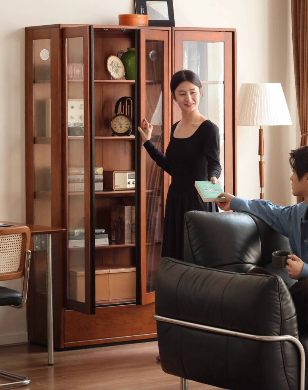 Poplar Solid Wood Antique Style Glass Bookshelf