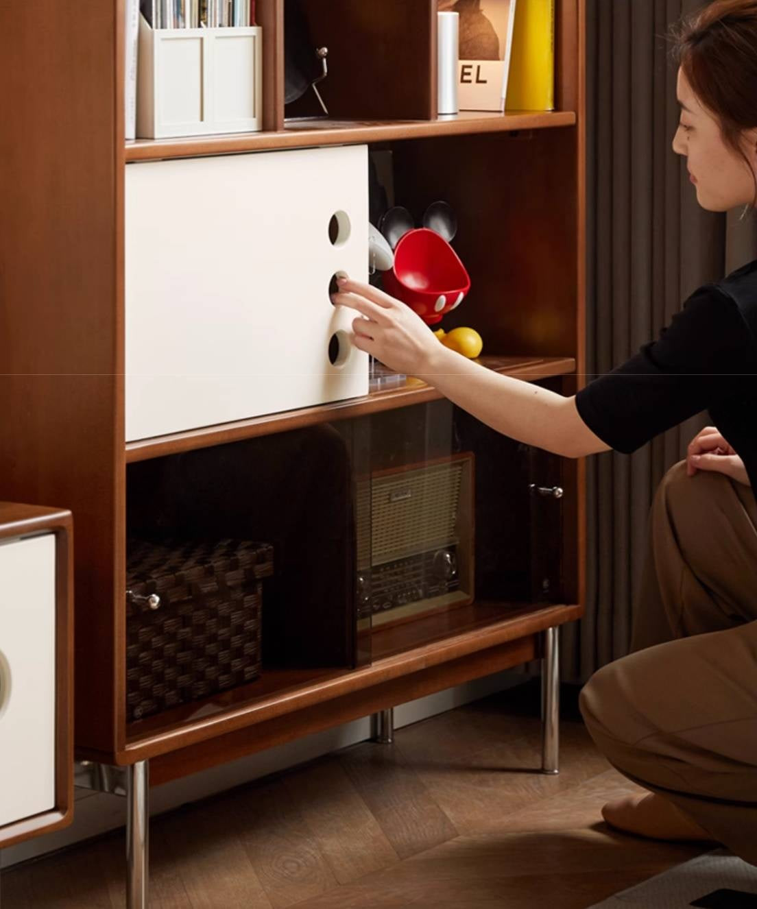 Rubberwood, Oak Solid Wood Modern Style Bookshelf