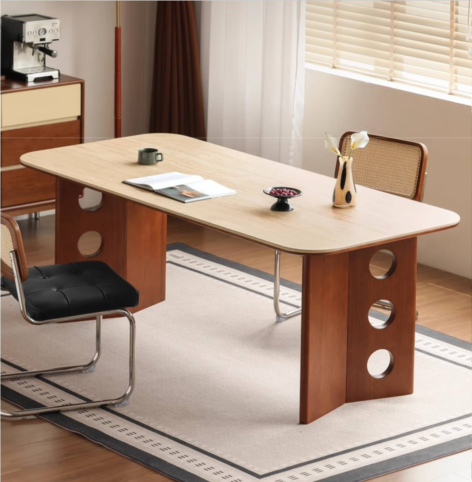 Poplar Solid Wood Medieval Style Rock Plate Dining Table