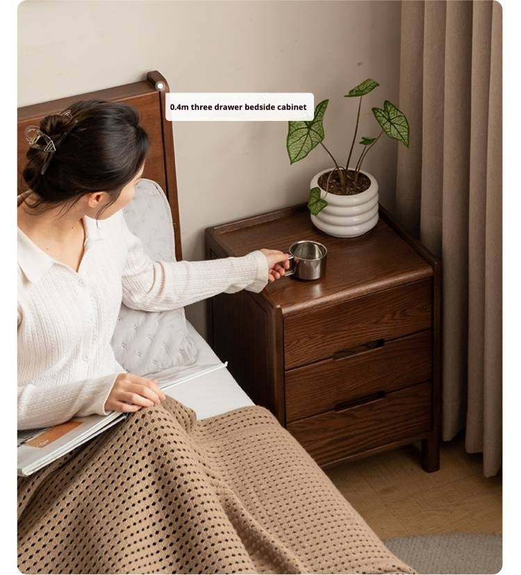 Rubberwood, Oak Solid Wood Simple Modern Style Nightstand